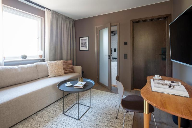 Suite (Excluding Spa) image 3
