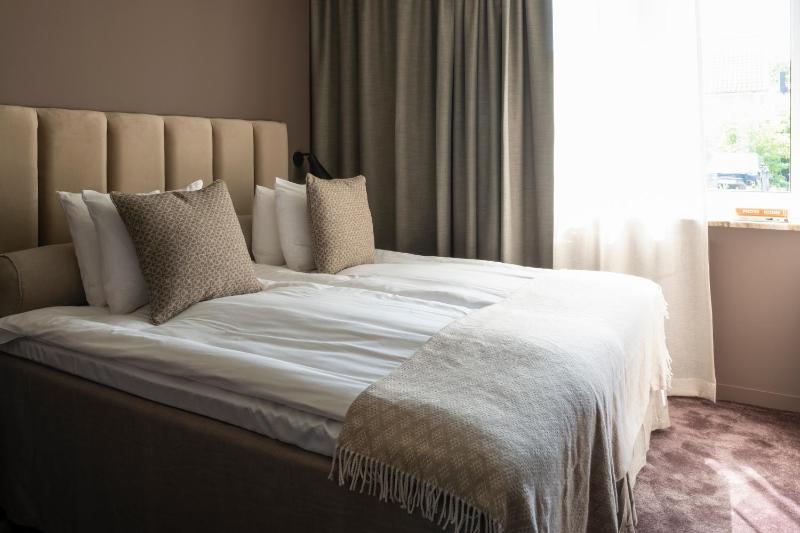 Suite (Excluding Spa) image 4