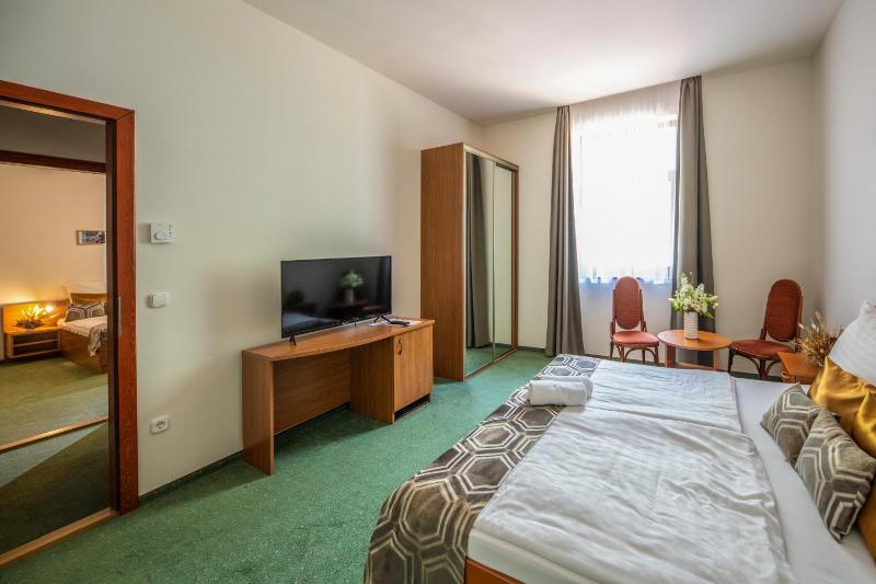 Apartment with Lake View image 3