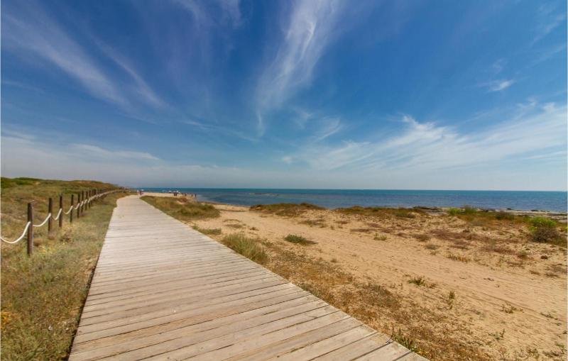 Cozy Apartment In La Mata Torrevieja - image 7