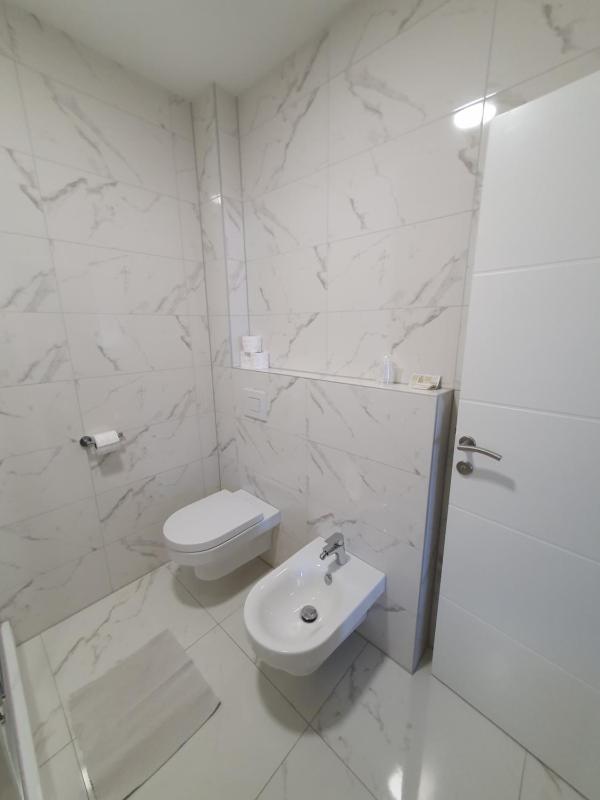 Deluxe Triple Room image 2