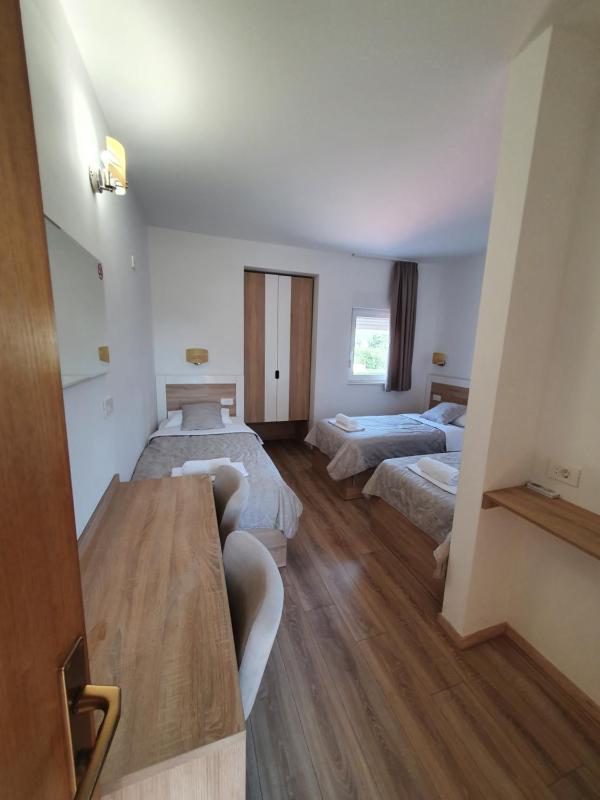 Triple Room with Mountain View image 1