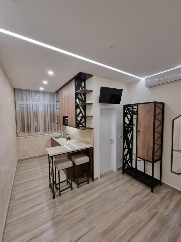 Up Apartments - image 3