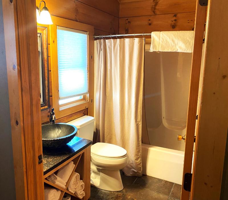 One-Bedroom Chalet image 4