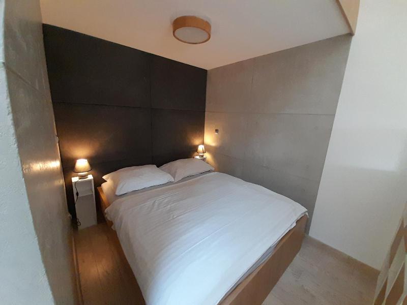 Studio Apartment image 2