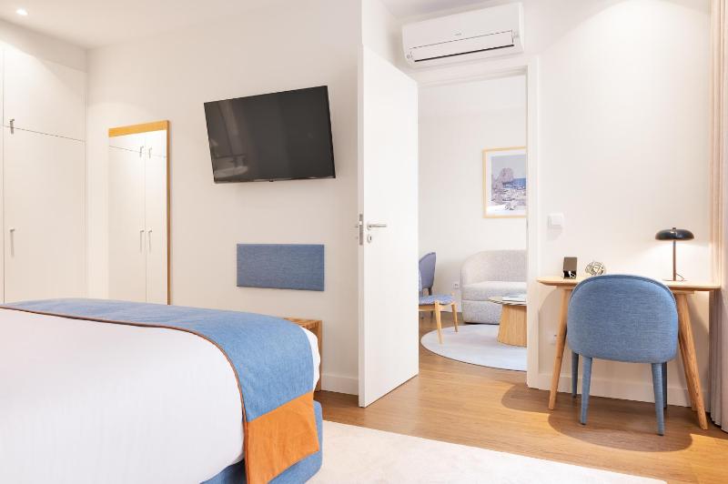 Catarina Serviced Apartments by HostWise - image 4