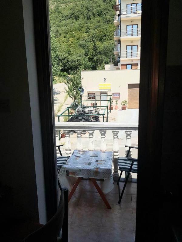 Apartment image 2