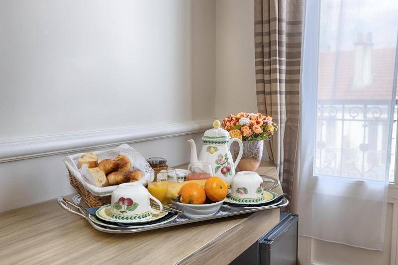 Superior Twin Room image 2