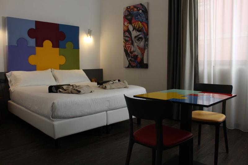Premium Double Room with Spa Access image 1