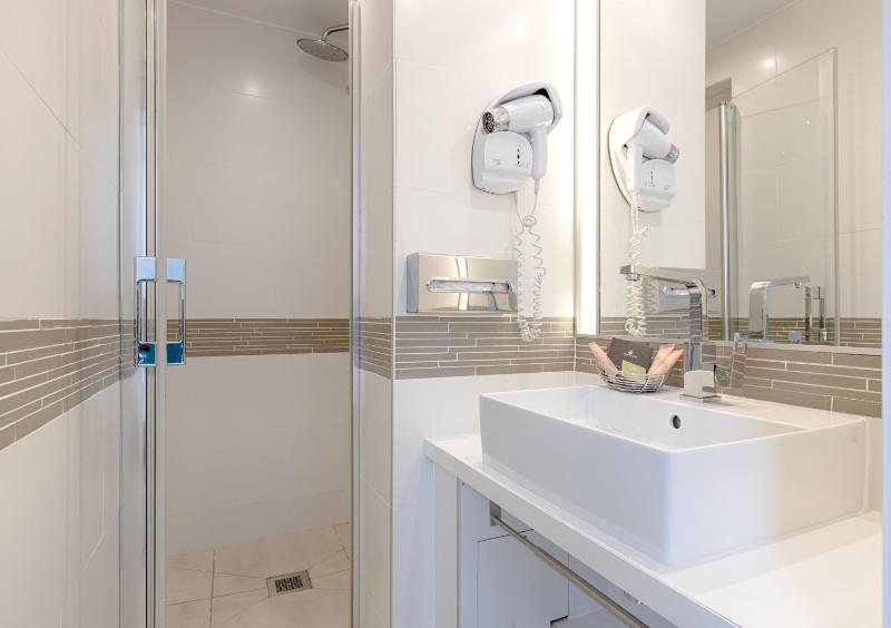 Triple Room image 4