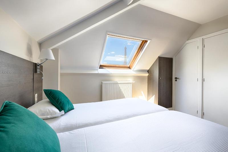 Triple Room image 3