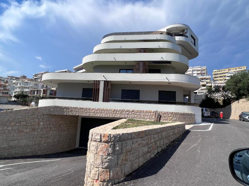 Coin Apartments - image 11