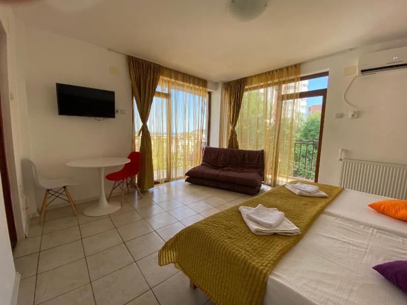 Garsoniere Victor Seaview Aer Conditionat- Bucatarie-Primim Carduri Vacanta-Pet Friendly la 3 minute de Plaja Reyna-Zoom Beach - image 37