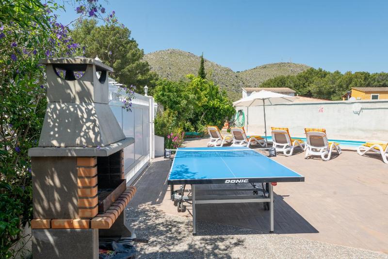 Villa Luna beach and pool - image 26