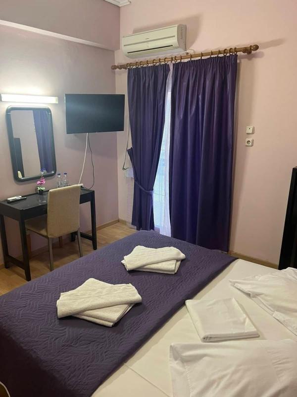 Double or Twin Room image 2