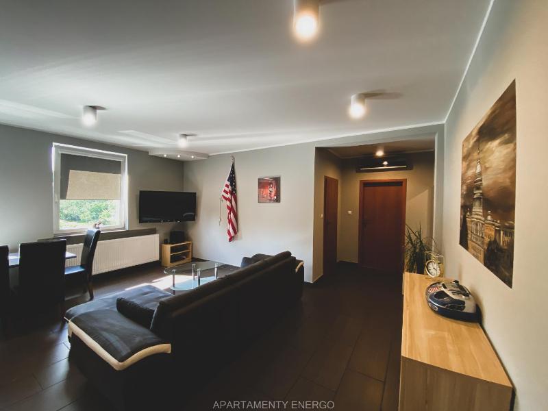  American Apartment image 3