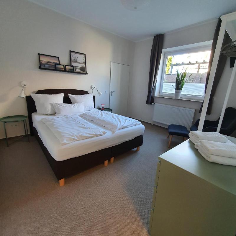 Double Room with Private Bathroom image 3