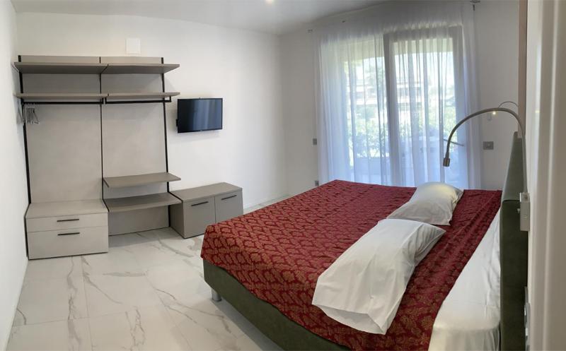 Deluxe Two Bedroom Apartment -Dependence Garden View  image 4