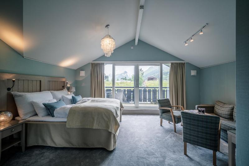 Suite with Mountain View image 3