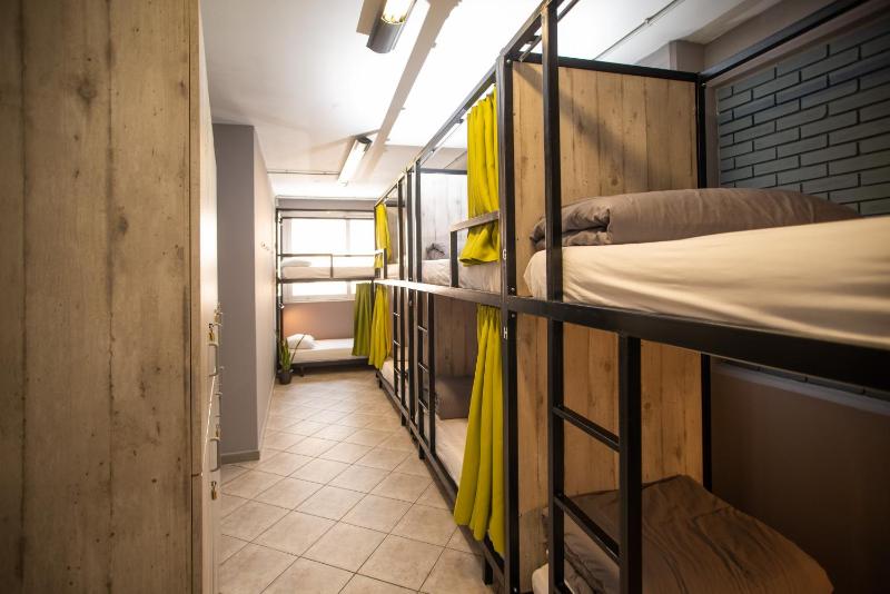 Bed in 6-Bed Female Dormitory Room image 2