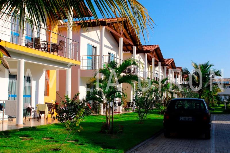 Flats a 100 metros da Praia - image 30