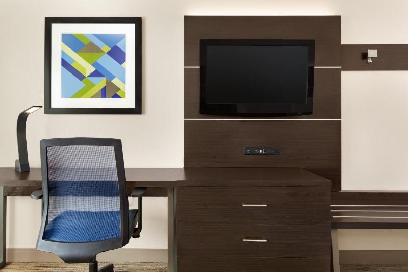 Standard Room image 4
