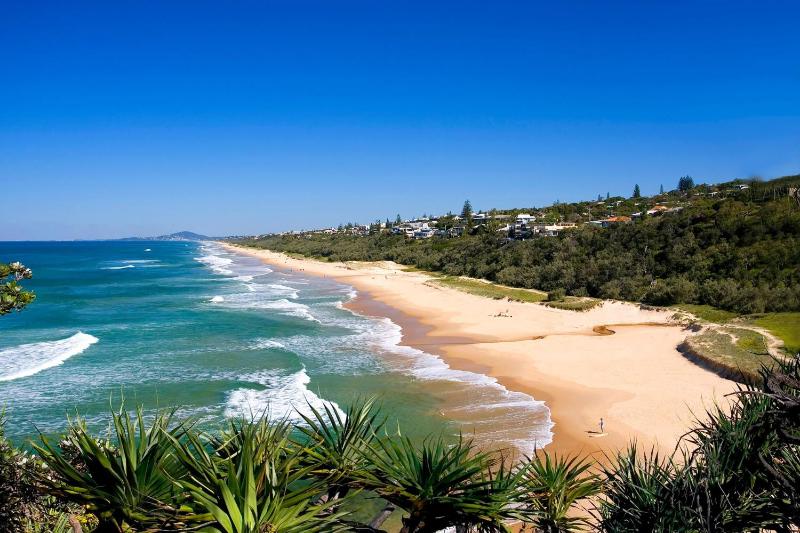 6 Parkshores Sunshine Location Location Location 100m to beach access - image 9