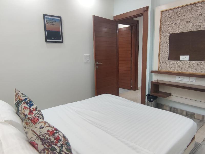 MOON3BHK By Wabi Sabi Stays - image 12