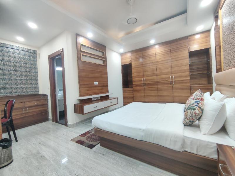 MOON3BHK By Wabi Sabi Stays - image 21