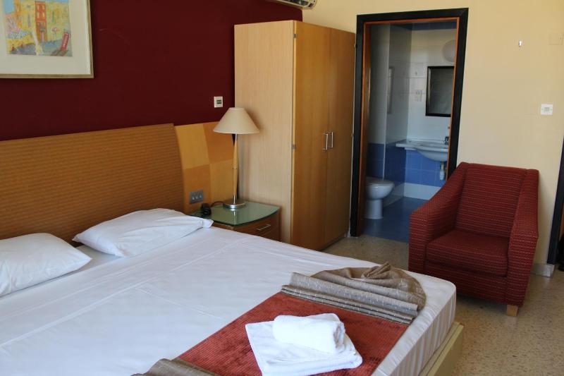 Room 5