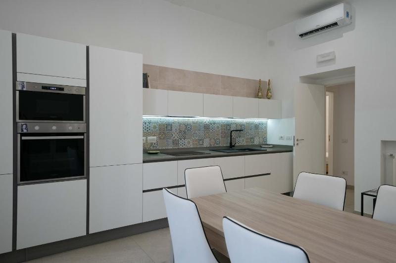 Gramsci Luxury apartment By Dimorra - image 12