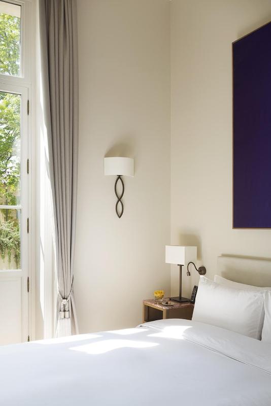 Classic Double Room image 1
