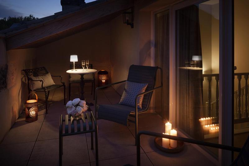 Family Suite with Balcony image 3
