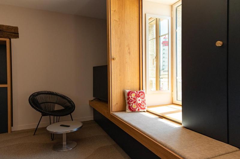 Superior Double Room with Lighthouse Side image 3
