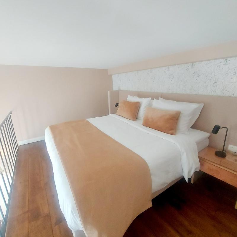 Duplex Room image 2