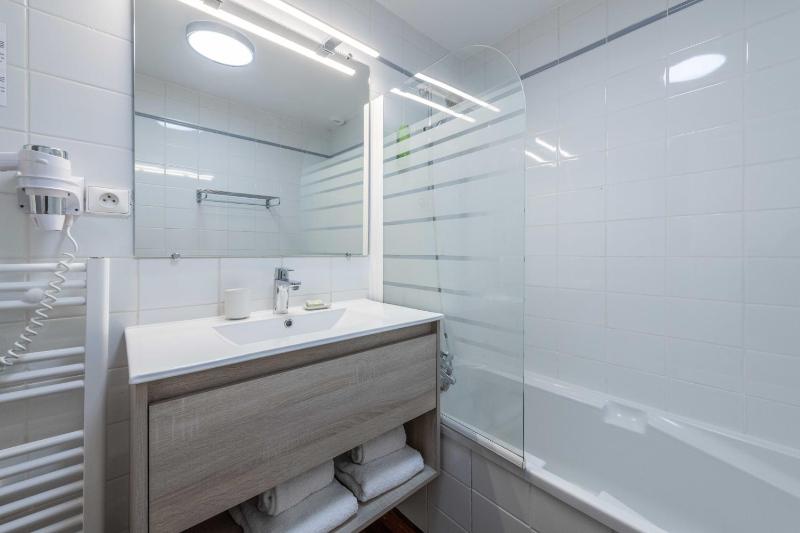 Double Room with Terrace image 2