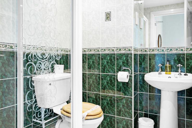 Deluxe Double Room image 4