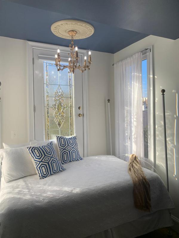 Deluxe Double Room image 2