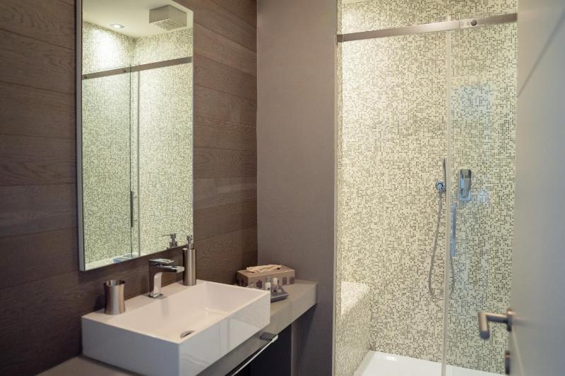 Double or Twin Room image 2