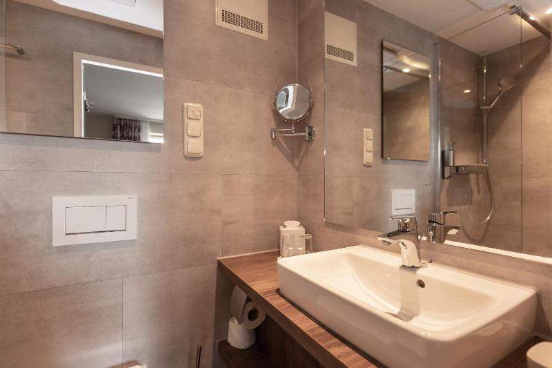 Single Room image 1