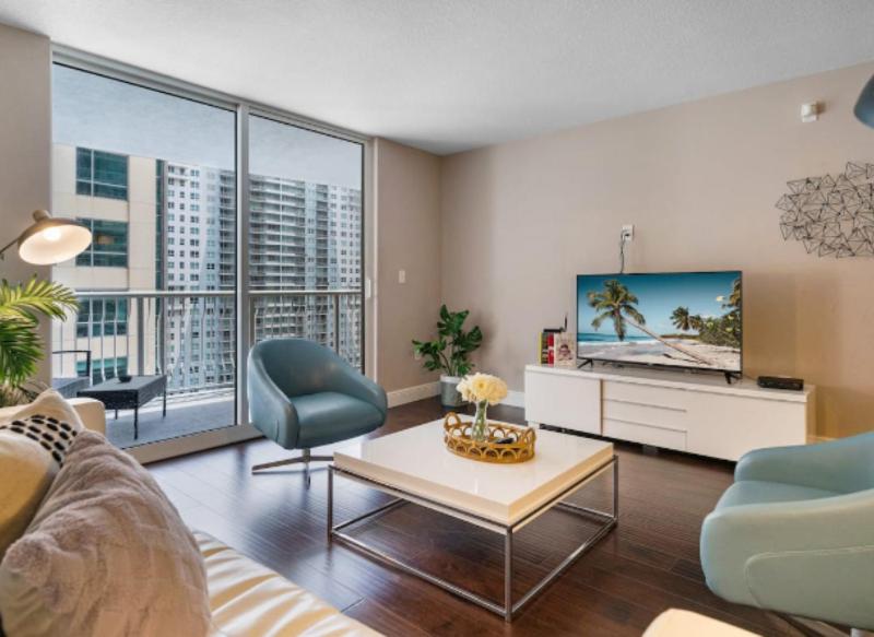 Modern Vacation Apartment in Miami - image 9