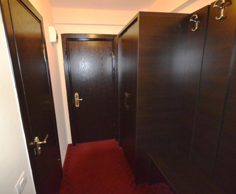 Business Double Room image 3
