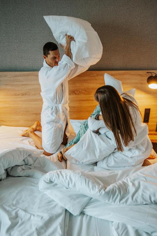 Deluxe Double or Twin Room image 4