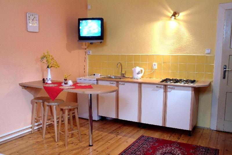 Triple Room with Private External Bathroom image 4