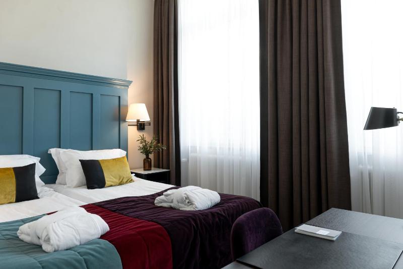 Superior Double Room image 2