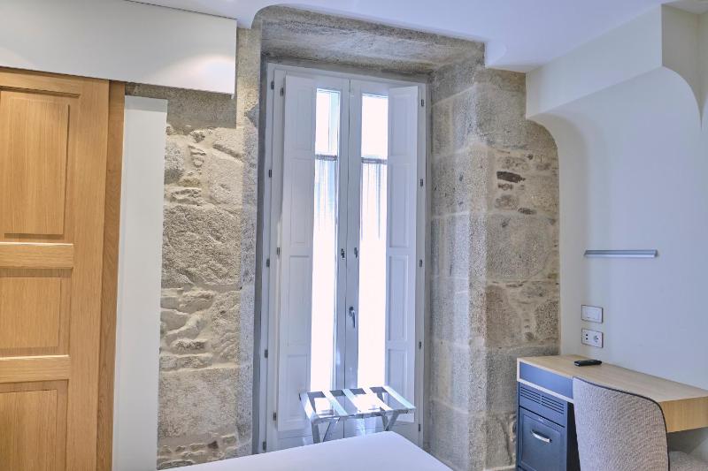 Double or Twin Room image 3