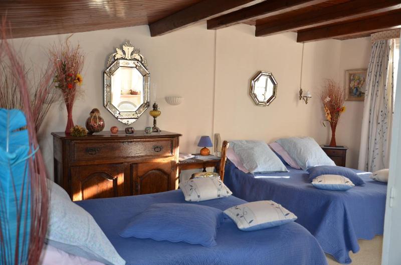 Quadruple Room image 2