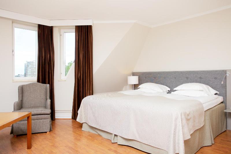 Family Room (In close by building - Lilla Hotellet) image 4