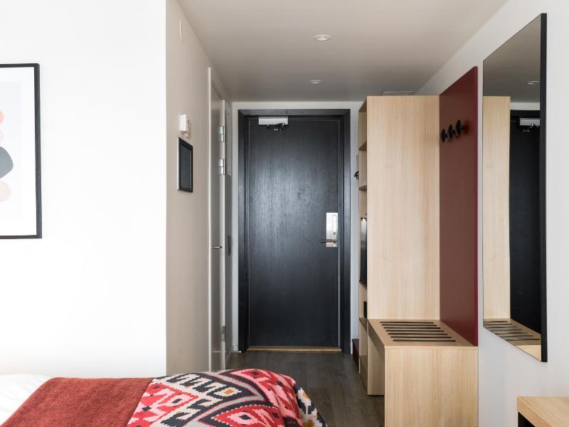 Standard Double Room image 4
