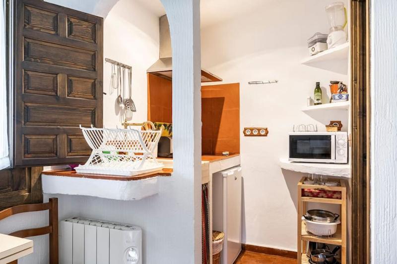 Five-Bedroom House image 3
